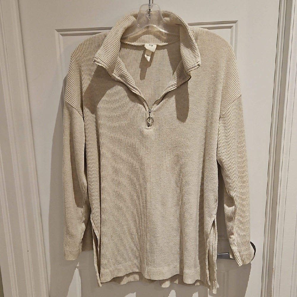 💚2/$20💚H&M Women's Ribbed Half-Zip Pullover - Beige